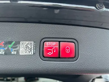 MERCEDES-BENZ GLC 400 e 4M AMG-PREMIUM Night  20 AHK Bur3D