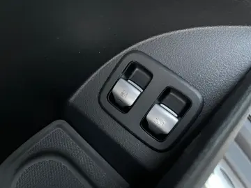 MERCEDES-BENZ GLC 400 e 4M AMG-PREMIUM Night  20 AHK Bur3D