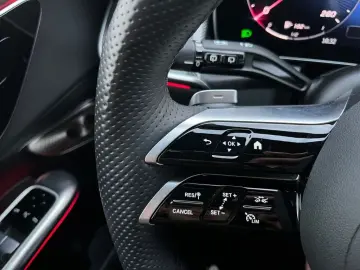 MERCEDES-BENZ GLC 400 e 4M AMG-PREMIUM Night  20 AHK Bur3D