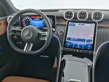 MERCEDES-BENZ GLC 400e 4M AMG Night HUD Pano AHK 360