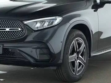 MERCEDES-BENZ GLC 400e 4M AMG Night HUD Pano AHK 360