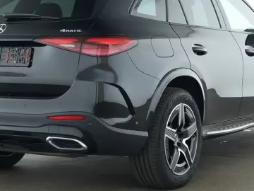 MERCEDES-BENZ GLC 400e 4M AMG Night HUD Pano AHK 360