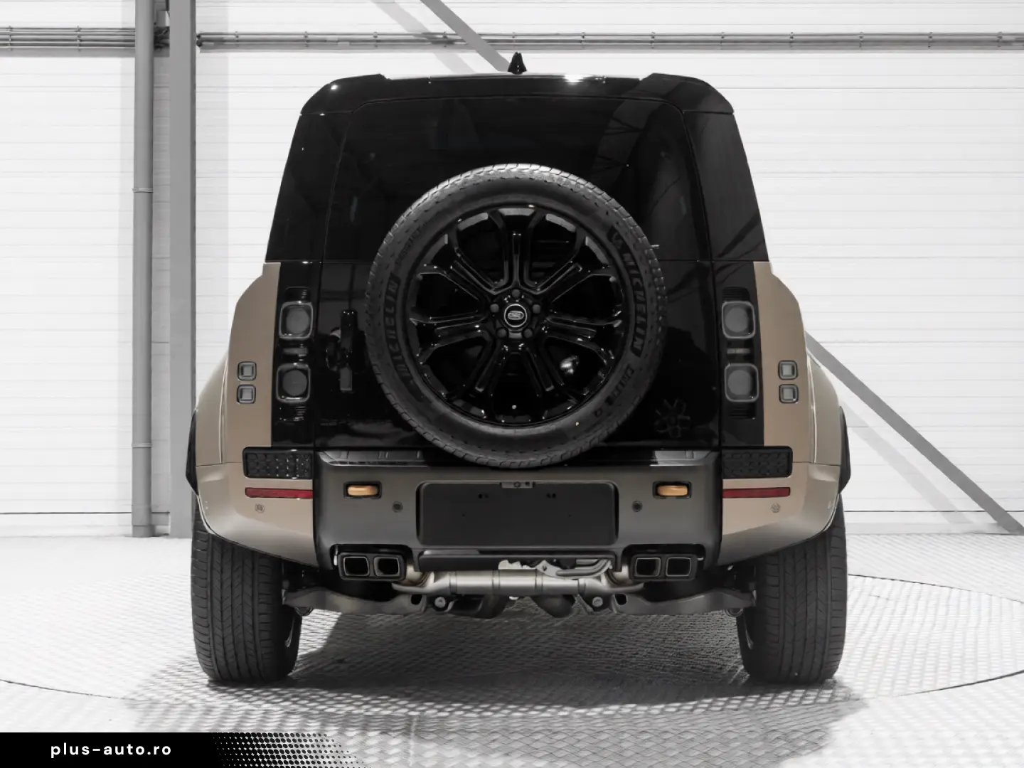 Land Rover Defender OCTA P635 4.4 Liter V8 MHEV