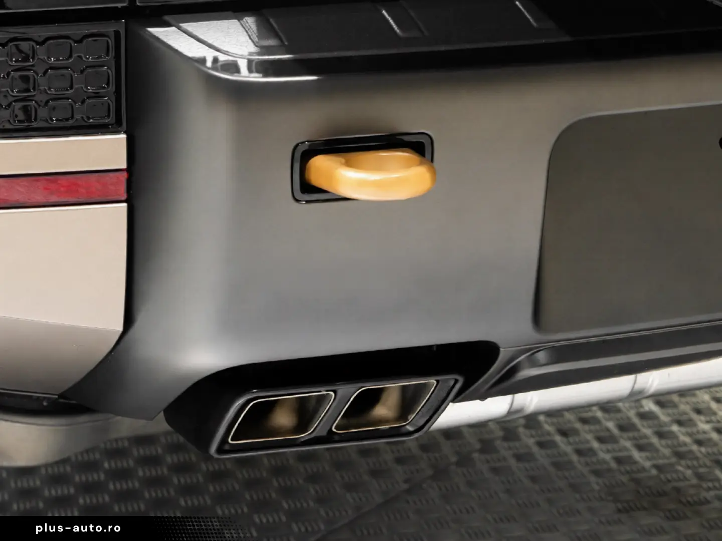 Land Rover Defender OCTA P635 4.4 Liter V8 MHEV