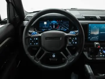 Land Rover Defender OCTA P635 4.4 Liter V8 MHEV