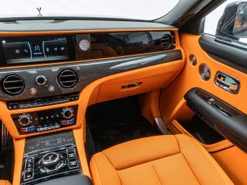 Rolls Royce Ghost Black Badge Mandarin