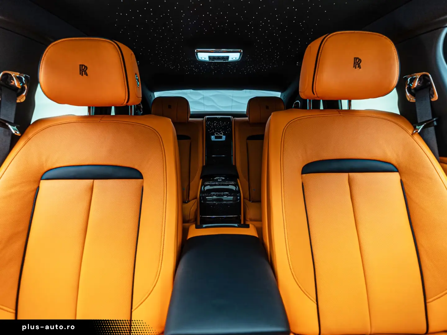 Rolls Royce Ghost Black Badge Mandarin