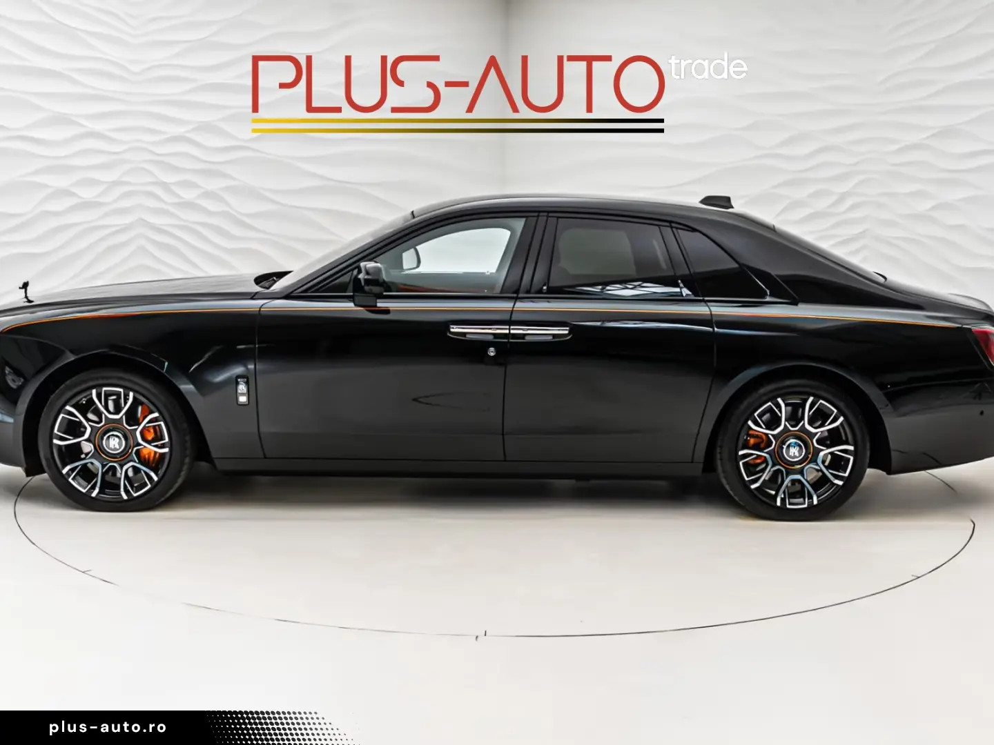Rolls Royce Ghost Black Badge Mandarin