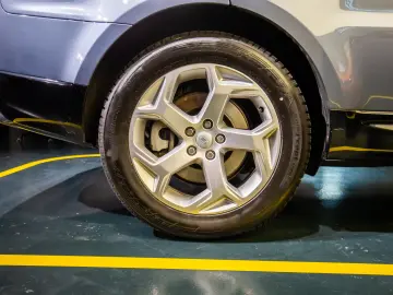 Range Rover Sport D250 HSE Pano Matrix Soft-Cl Air Susp.