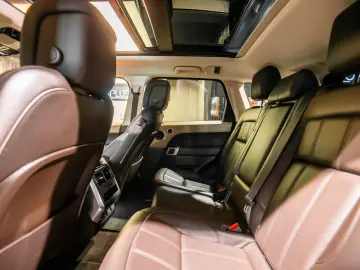 Range Rover Sport D250 HSE Pano Matrix Soft-Cl Air Susp.