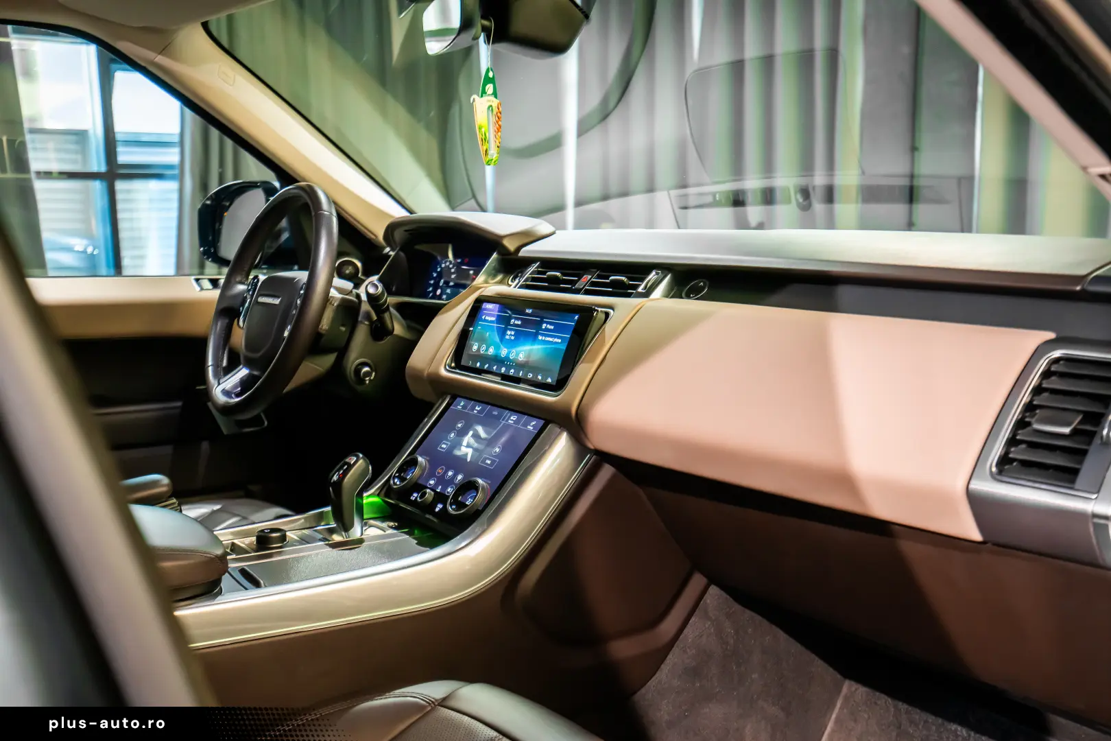 Range Rover Sport D250 HSE Pano Matrix Soft-Cl Air Susp.