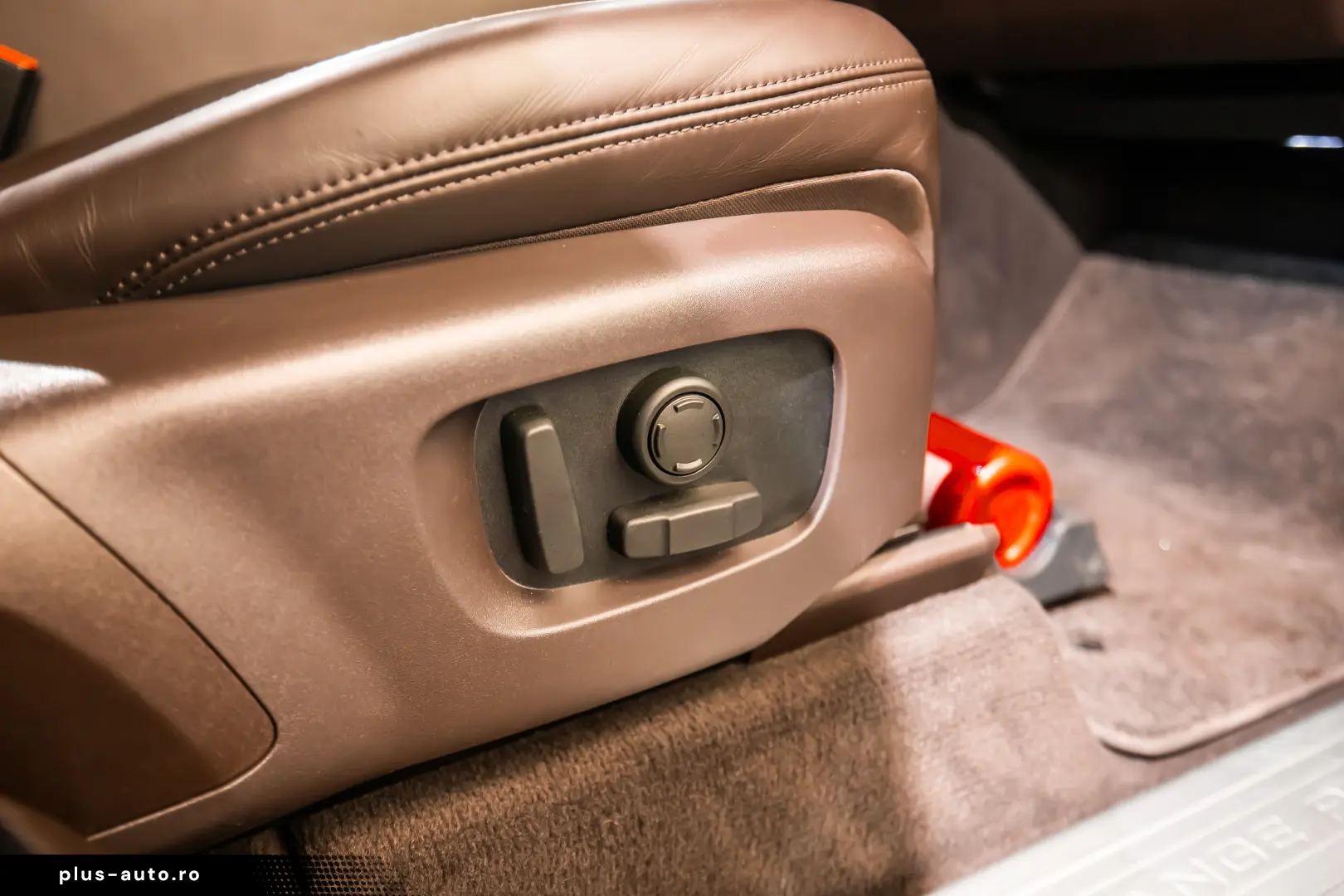 Range Rover Sport D250 HSE Pano Matrix Soft-Cl Air Susp.