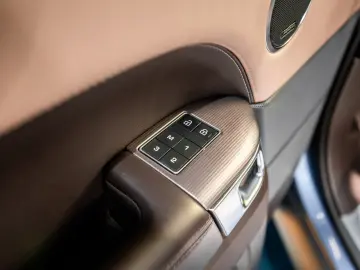 Range Rover Sport D250 HSE Pano Matrix Soft-Cl Air Susp.