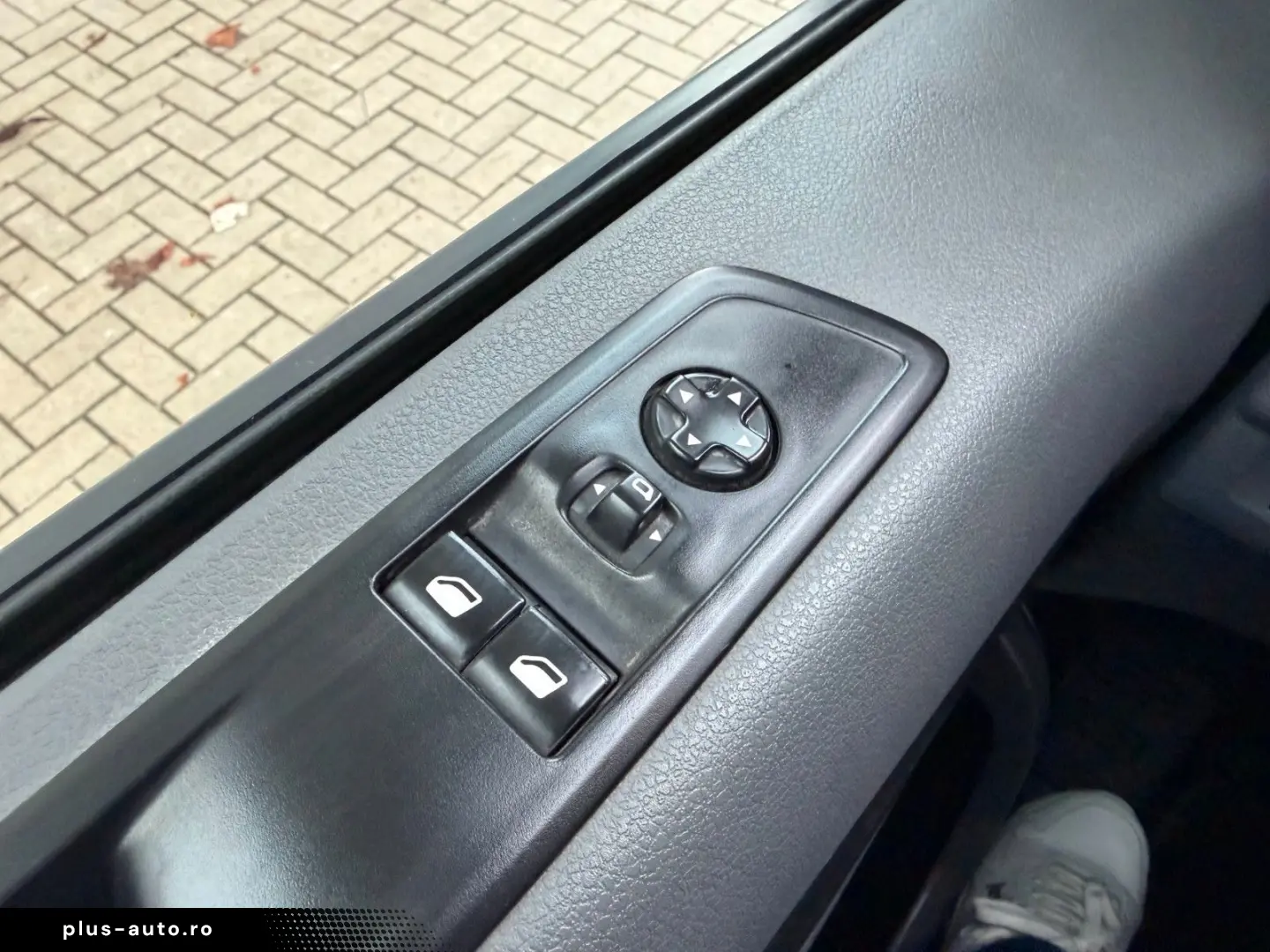 OPEL Vivaro Kasten Edition L3 Klima Tempomat DAB AHK
