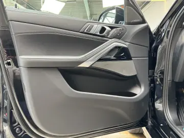 BMW X6 xDrive40d M Sport Pro 22Zoll AHK Massage ACC