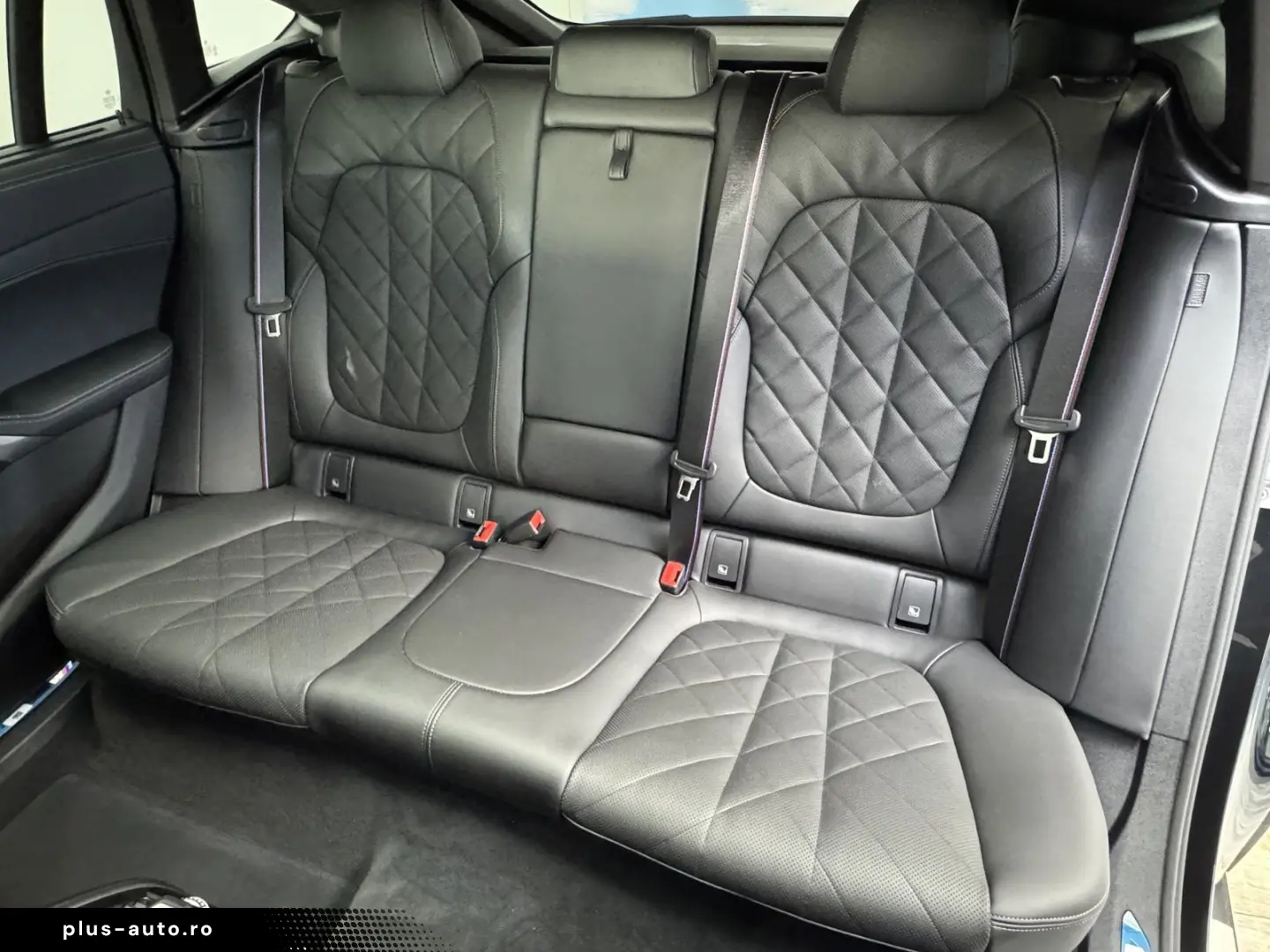 BMW X6 xDrive40d M Sport Pro 22Zoll AHK Massage ACC