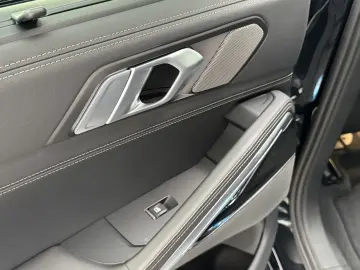 BMW X6 xDrive40d M Sport Pro 22Zoll AHK Massage ACC