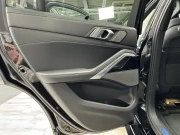 BMW X6 xDrive40d M Sport Pro 22Zoll AHK Massage ACC