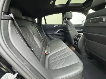 BMW X6 xDrive40d M Sport Pro 22Zoll AHK Massage ACC