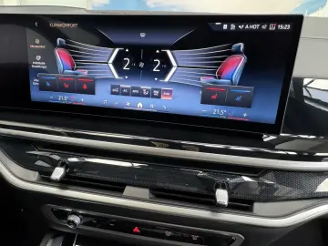 BMW X6 xDrive40d M Sport Pro 22Zoll AHK Massage ACC