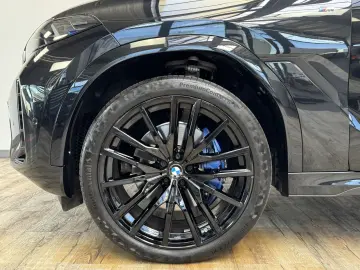 BMW X6 xDrive40d M Sport Pro 22Zoll AHK Massage ACC