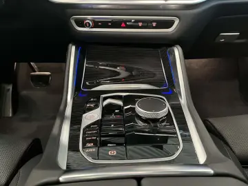 BMW X6 xDrive40d M Sport Pro PANO ACC AHK RFK NAVI L