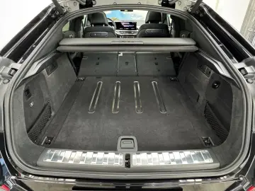 BMW X6 xDrive30d M Sport Pro 22Zoll AHK Pano ACC