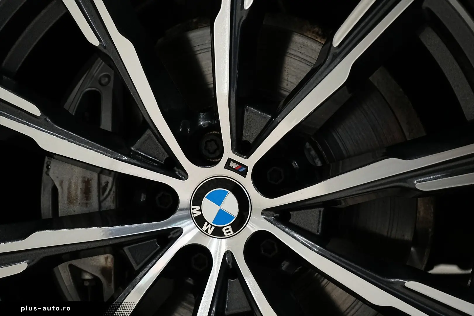 BMW X6 30d M-PAKET HUD SOFT MASAG MEMO 3D LASER H&K