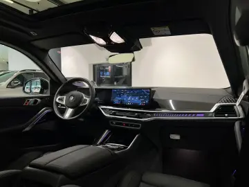 BMW X6 30d M-PAKET HUD SOFT MASAG MEMO 3D LASER H&K