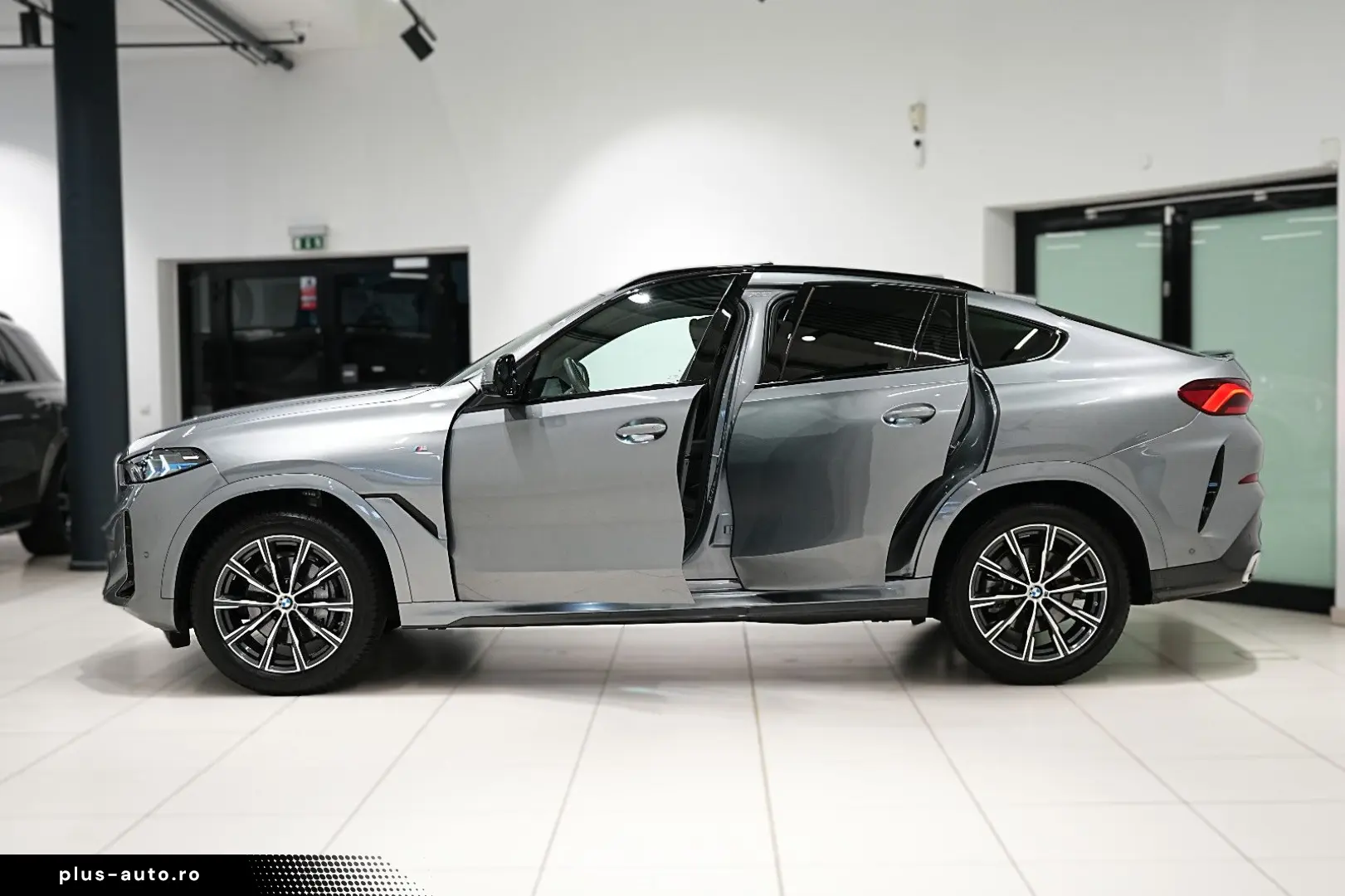 BMW X6 30d M-PAKET HUD SOFT MASAG MEMO 3D LASER H&K