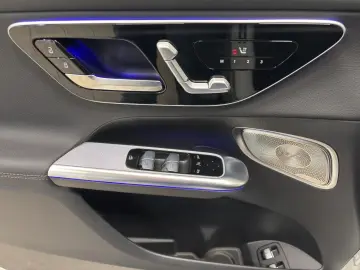 MERCEDES-BENZ GLC 300 e 4M AMG LINE ADVANCED PLUS AH&hellip;