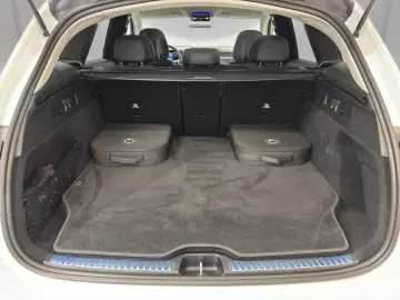 MERCEDES-BENZ GLC 300 e 4M AMG LINE ADVANCED PLUS AH&hellip;
