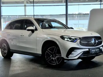 MERCEDES-BENZ GLC 400e 4M AMG 360  Pano  Distronic