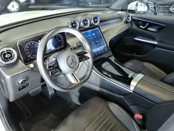 MERCEDES-BENZ GLC 400e 4M AMG 360  Pano  Distronic