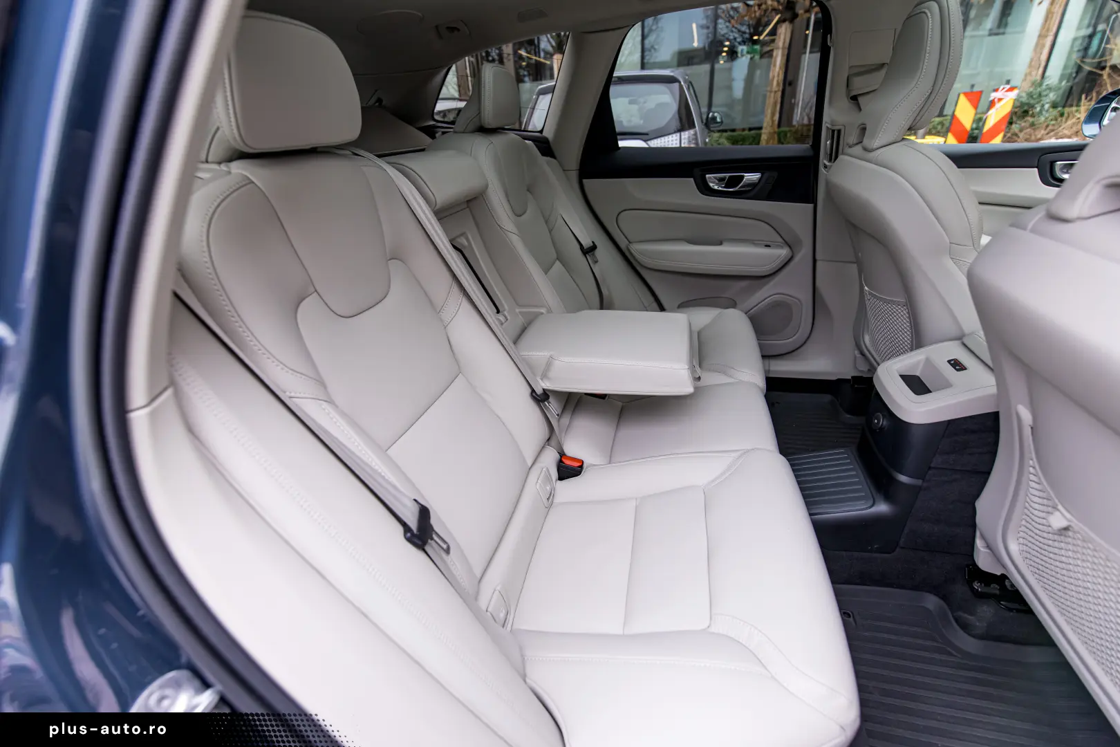 Volvo XC90 T8 AWD Ultimate Bright - 4C Suspension Masaj