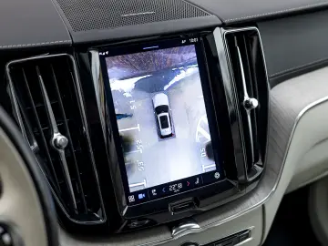 Volvo XC90 T8 AWD Ultimate Bright - 4C Suspension Masaj