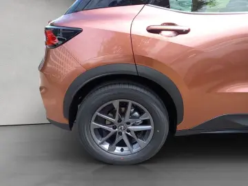 Lexus LBX  Komfort-Paket Kamera Totwinkel-Assistent LE