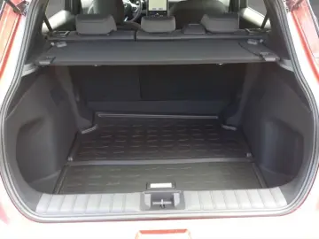 Lexus LBX  Komfort-Paket Kamera Totwinkel-Assistent LE