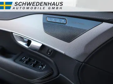 VOLVO XC90 B5 DIESEL PLUS DARK