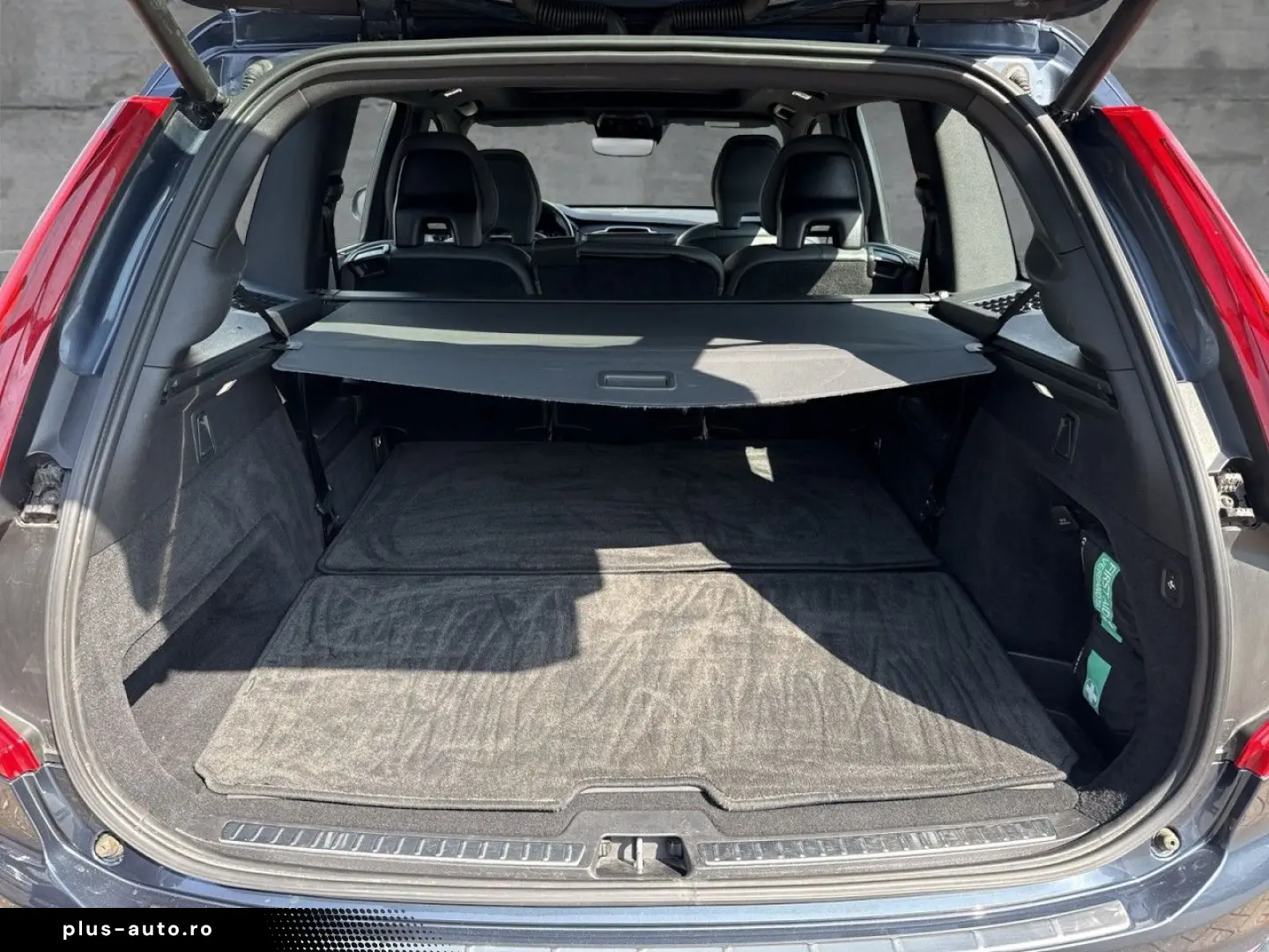 VOLVO XC90 B6 AWD Inscription 7-Sitzer