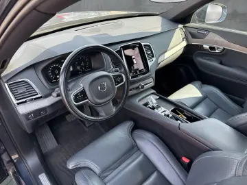 VOLVO XC90 B6 AWD Inscription 7-Sitzer