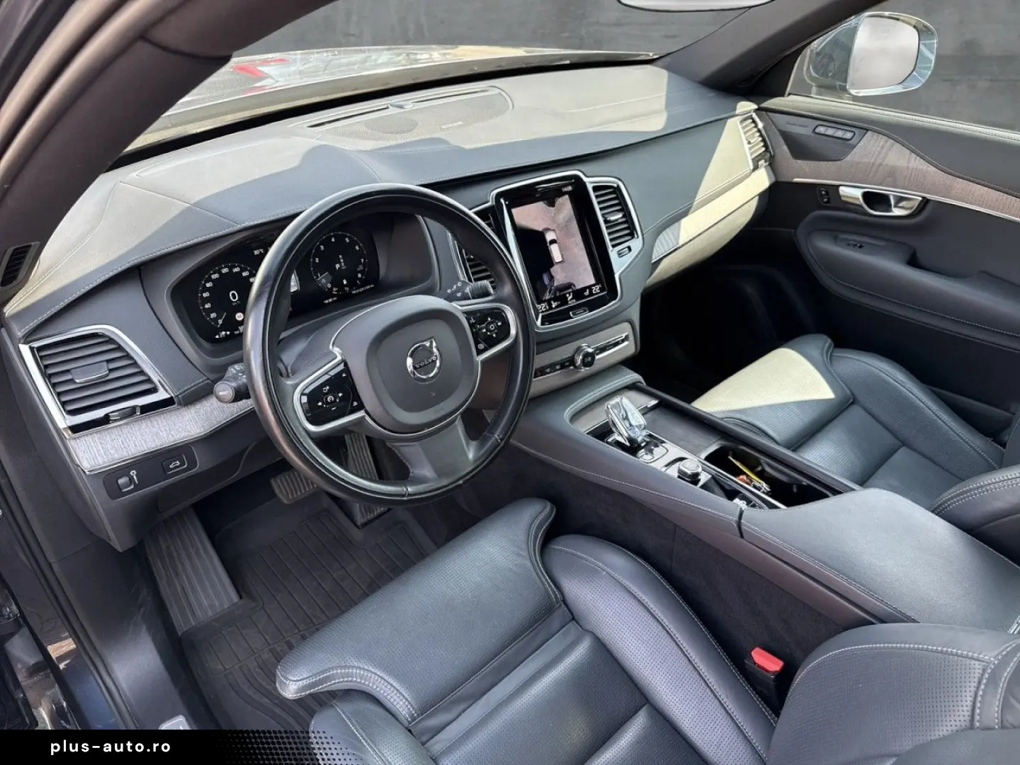 VOLVO XC90 B6 AWD Inscription 7-Sitzer