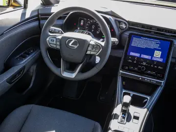 Lexus LBX Base NAVI LED SCHEINWERFER