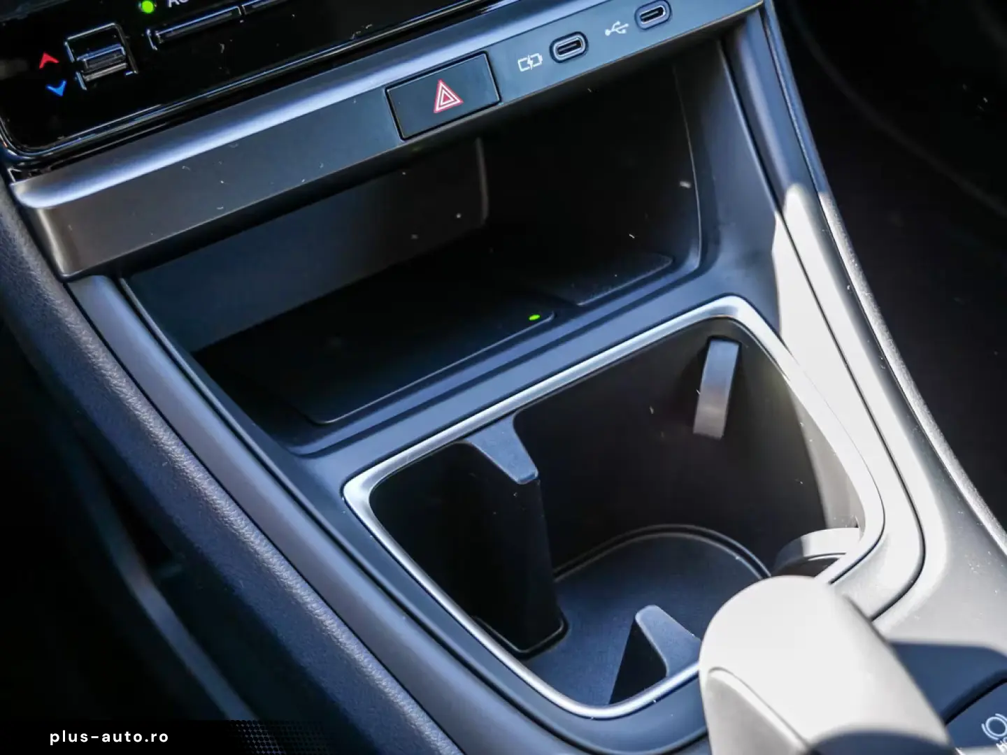 Lexus LBX Base NAVI LED SCHEINWERFER