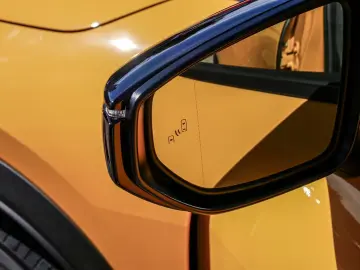 Lexus LBX Base NAVI LED SCHEINWERFER