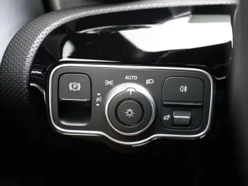 Mercedes-Benz CLA250 e Coupé AMG SportPremium LED Pano HUD