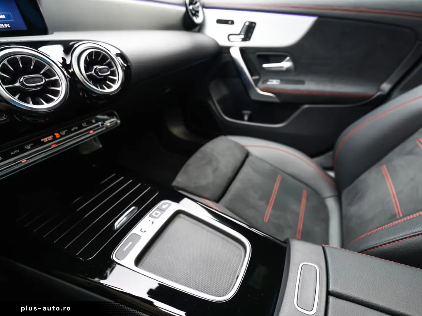 Mercedes-Benz CLA250 e Coupé AMG SportPremium LED Pano HUD