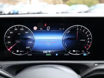 Mercedes-Benz CLA250 e Coupé AMG SportPremium LED Pano HUD