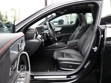 Mercedes-Benz CLA250 e Coupé AMG SportPremium LED Pano HUD