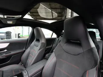 Mercedes-Benz CLA250 e Coupé AMG SportPremium LED Pano HUD